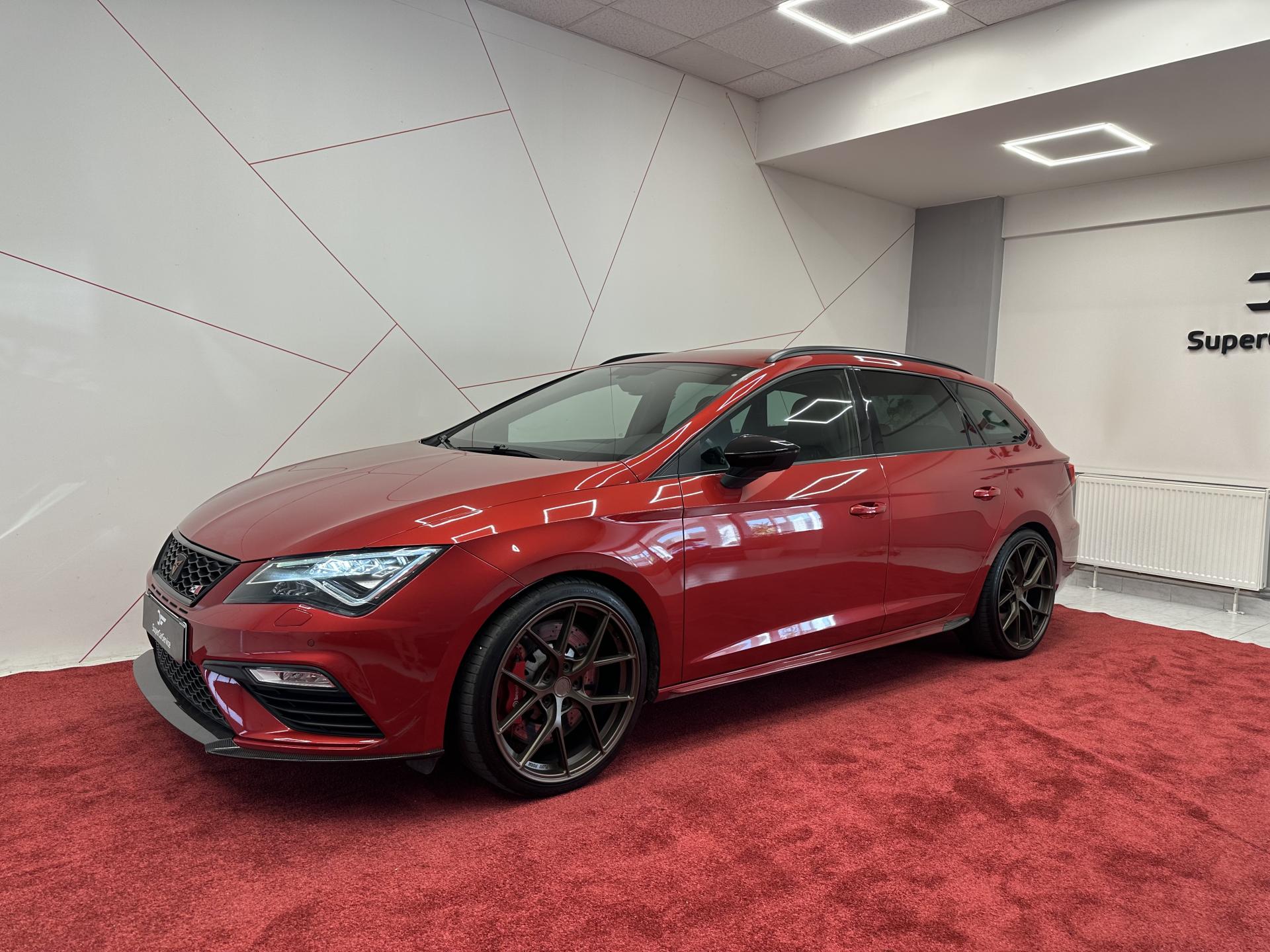 Seat Leon Cupra FR 300 4drive*CZ*1. Maj.