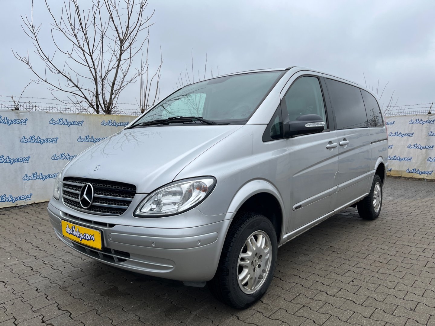 Mercedes-Benz Viano 2,2CDi 4x4 Steyr 7 míst