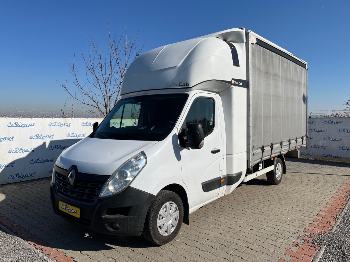 Renault Master Twincab valník 8 palet 2,3DCi