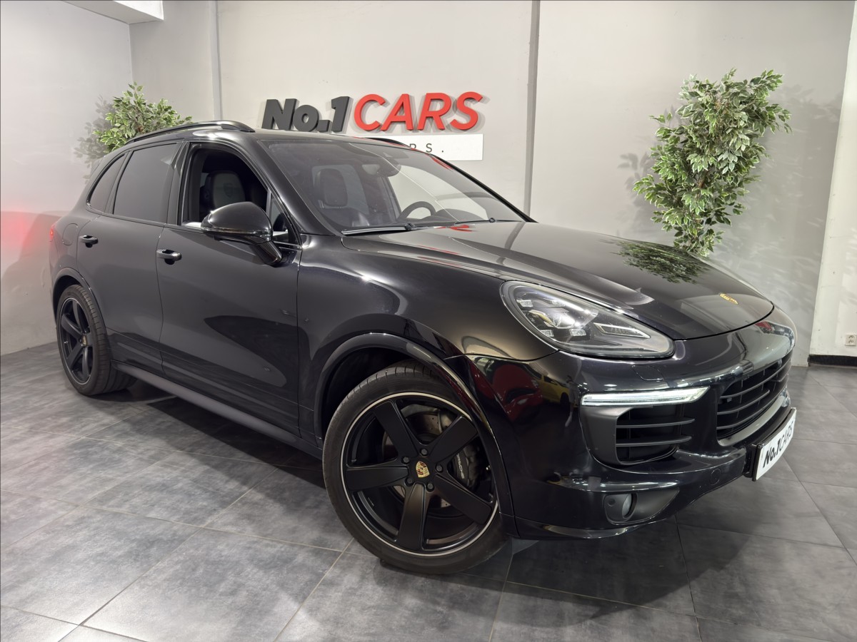 Porsche Cayenne 3,0 D VZDUCH PANO BOSE 360