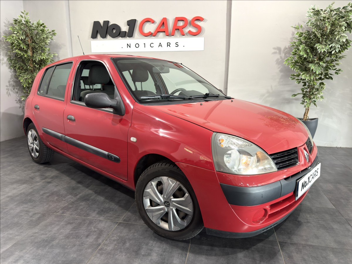 Renault Clio 1,2 i 135.000KM ZADNÍ ČIDLA