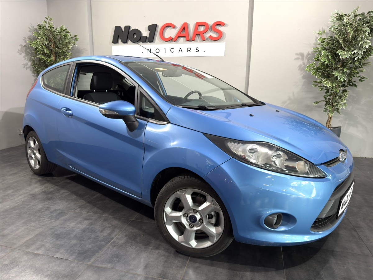 Ford Fiesta 1,2 i 83.000KM SERVIS ALU ST