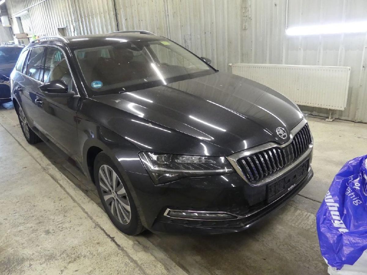 Škoda Superb Combi 2,0TDi,110kw,DSG,17ALU