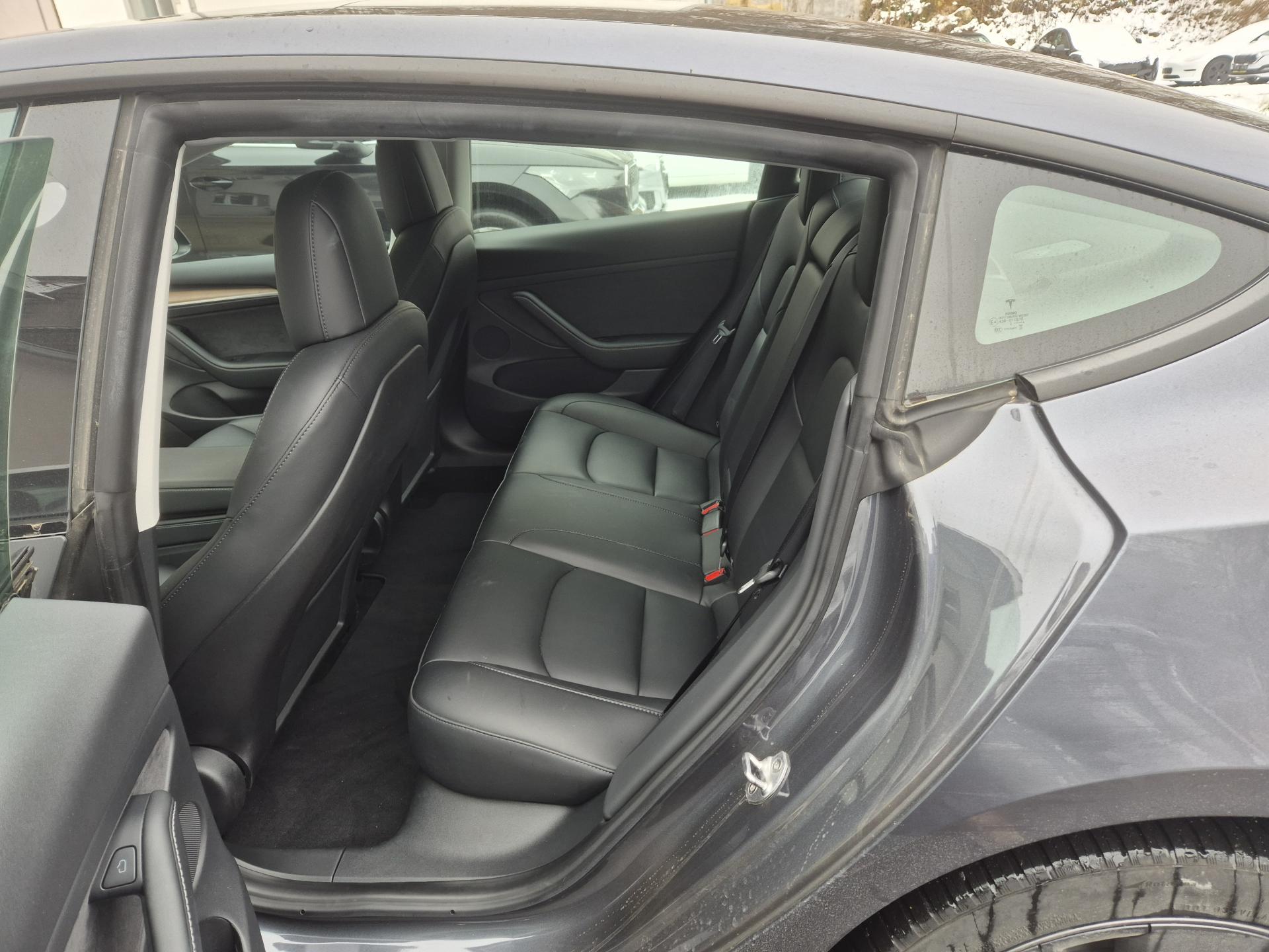 Tesla Model 3 LONG RANGE DUAL MOTOR 366kw - foto 4