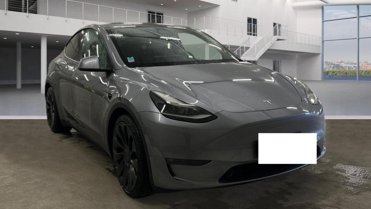 Tesla Model Y PERFORMANCE 393kw 21ALU