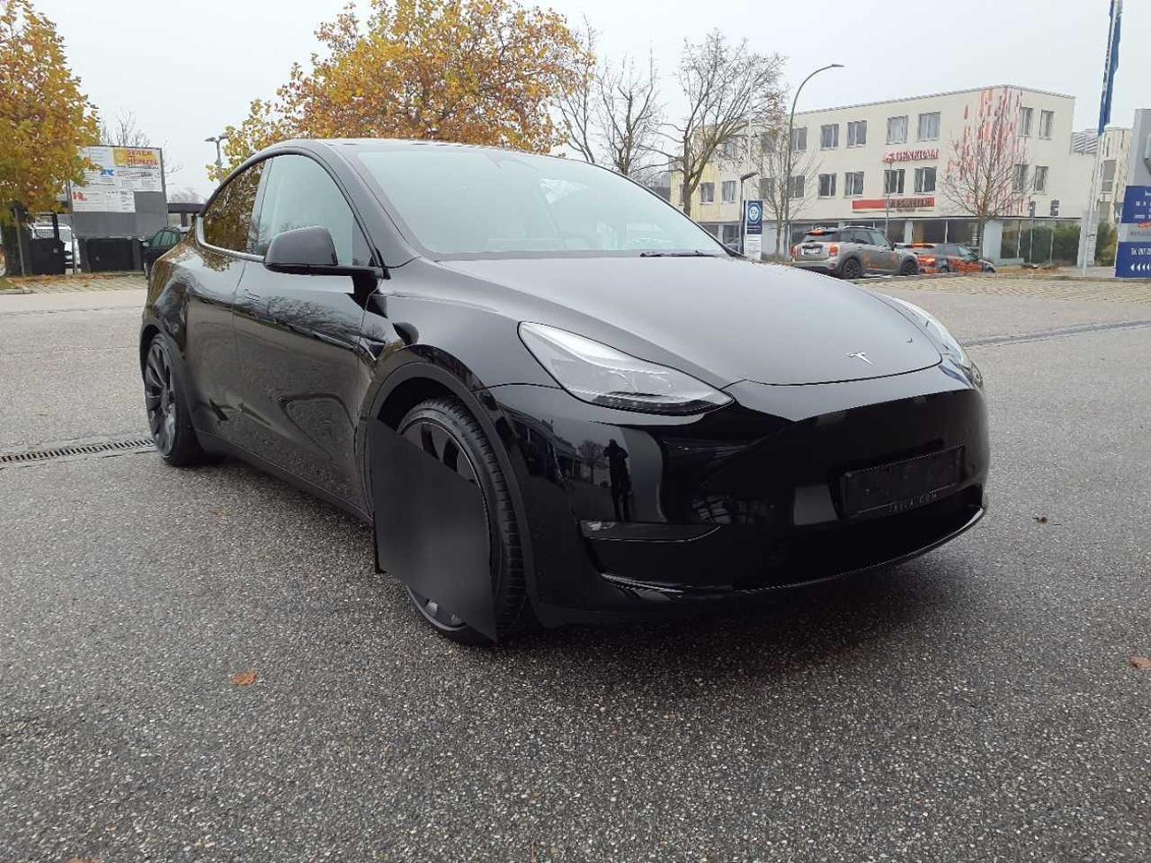 Tesla Model Y PERFORMANCE 393kw 21ALU TZ