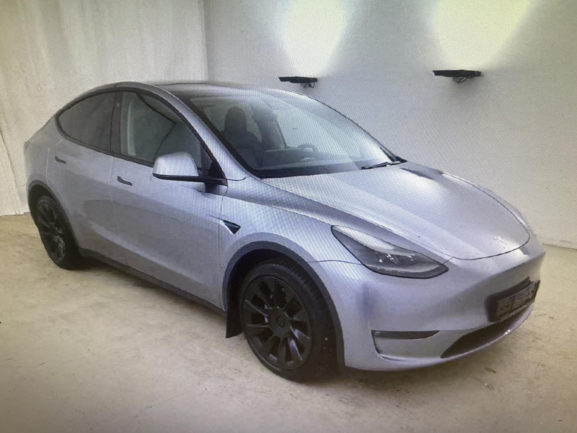Tesla Model Y LONG RANGE DUAL MOTOR 378kw