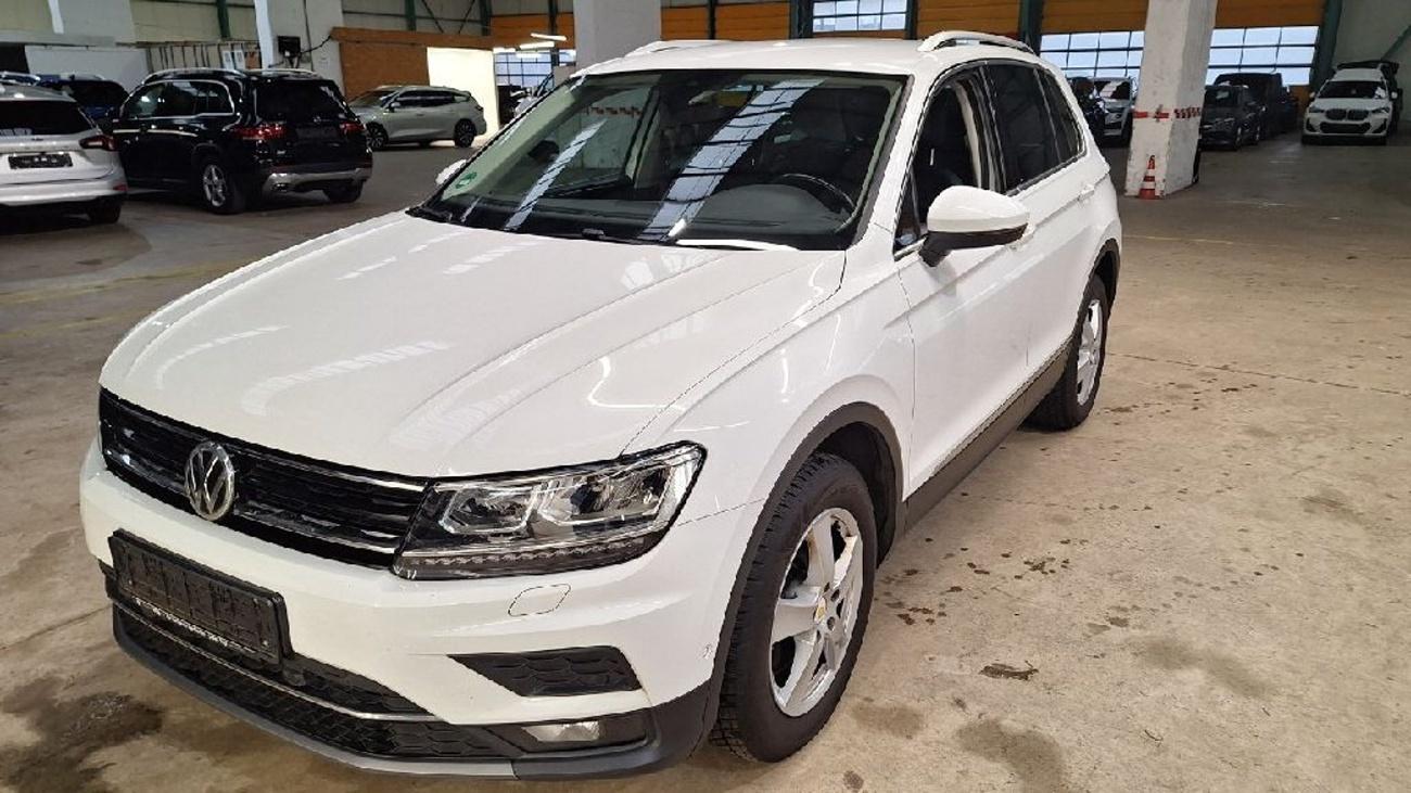 Volkswagen Tiguan 2,0TDi,140kw,DSG,4x4,18ALU,TZ