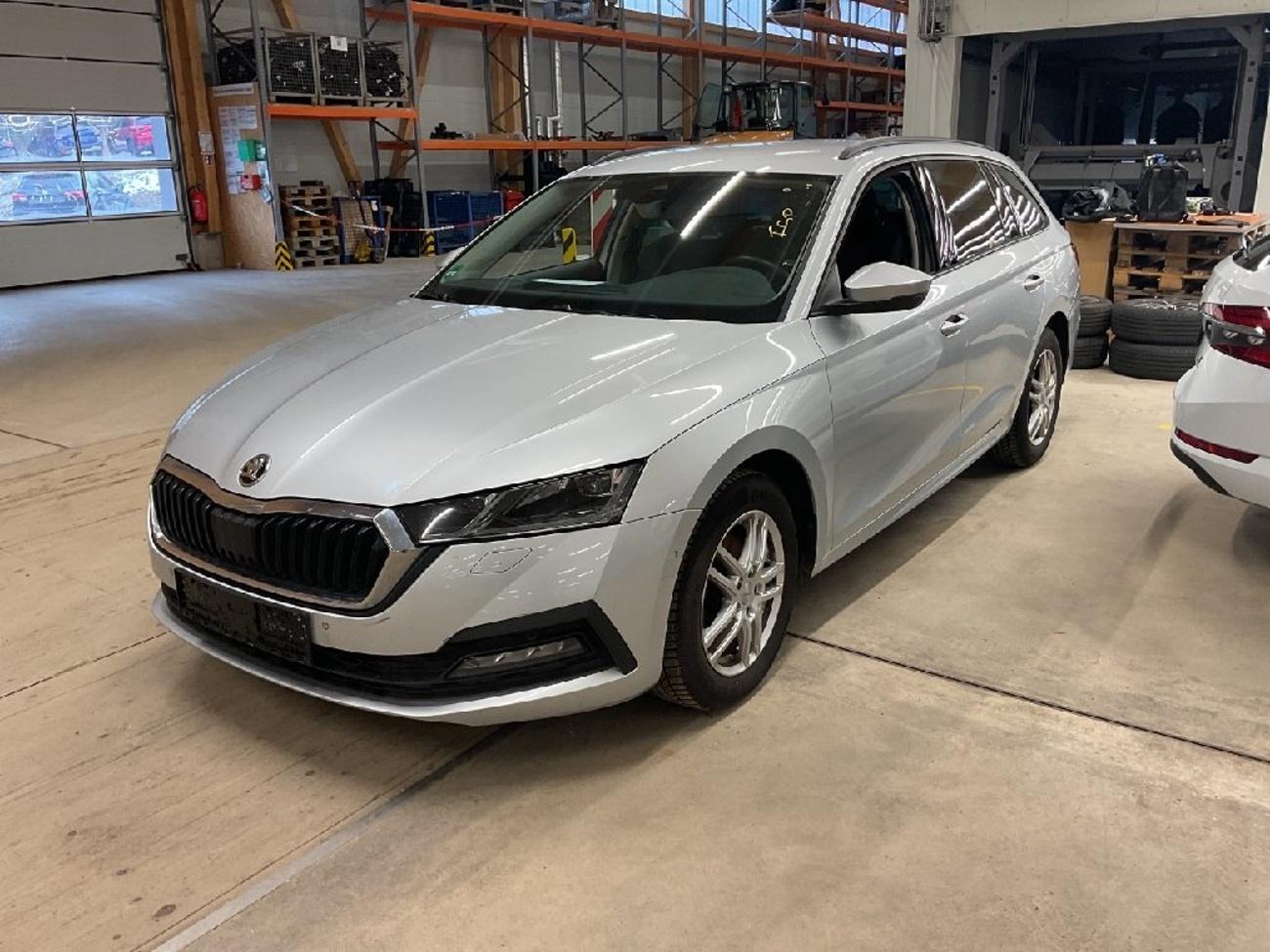 Škoda Octavia Combi 2,0TDi 85kw 17ALU