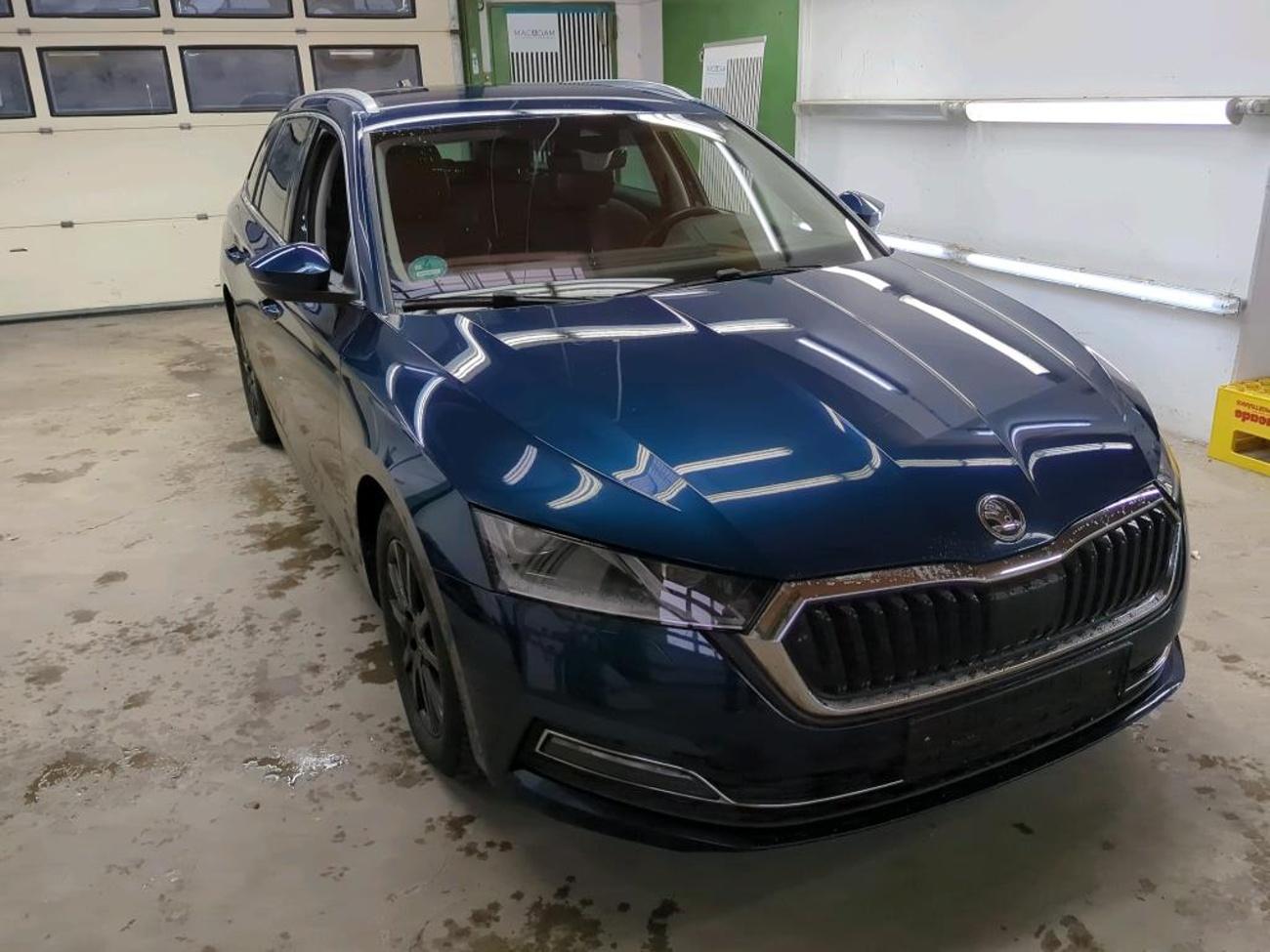 Škoda Octavia Combi 2,0TDi 110kw DSG 18ALU