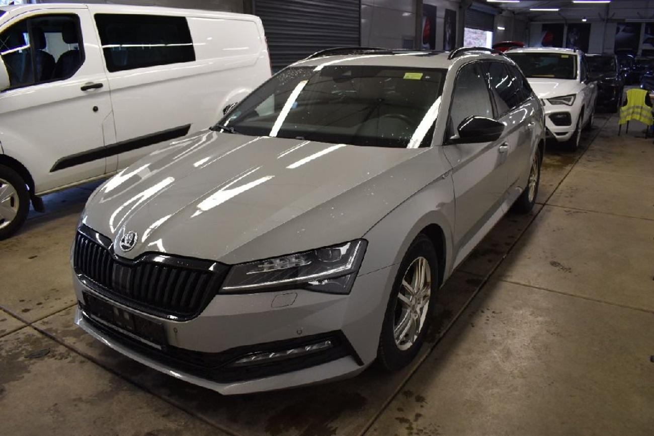 Škoda Superb Combi SPORTLINE 2,0TDi,DSG