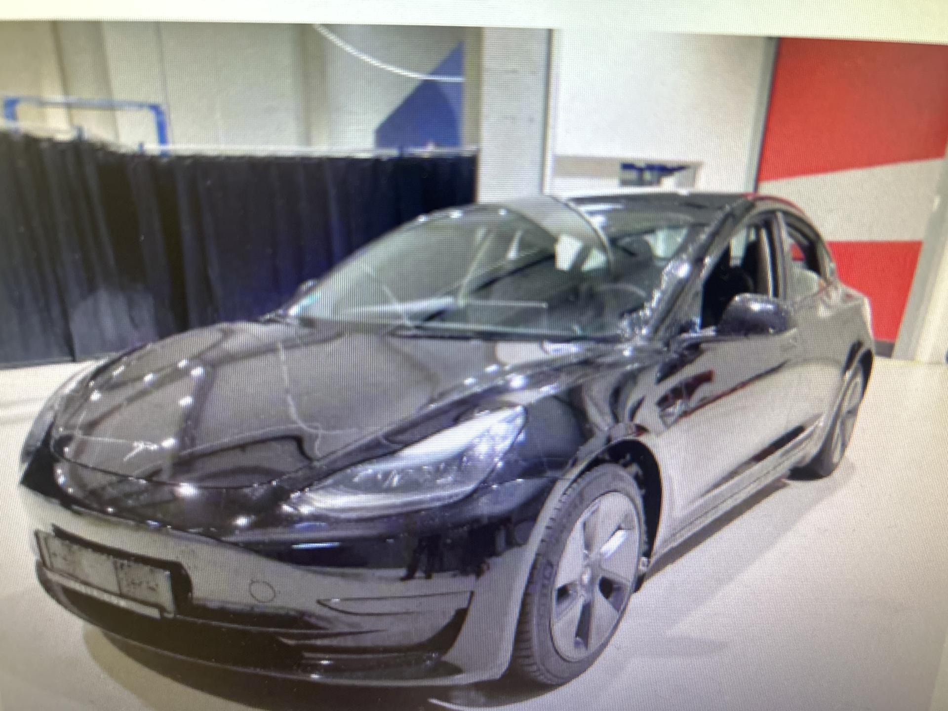 Tesla Model 3 STANDART RANGE SOH 96%