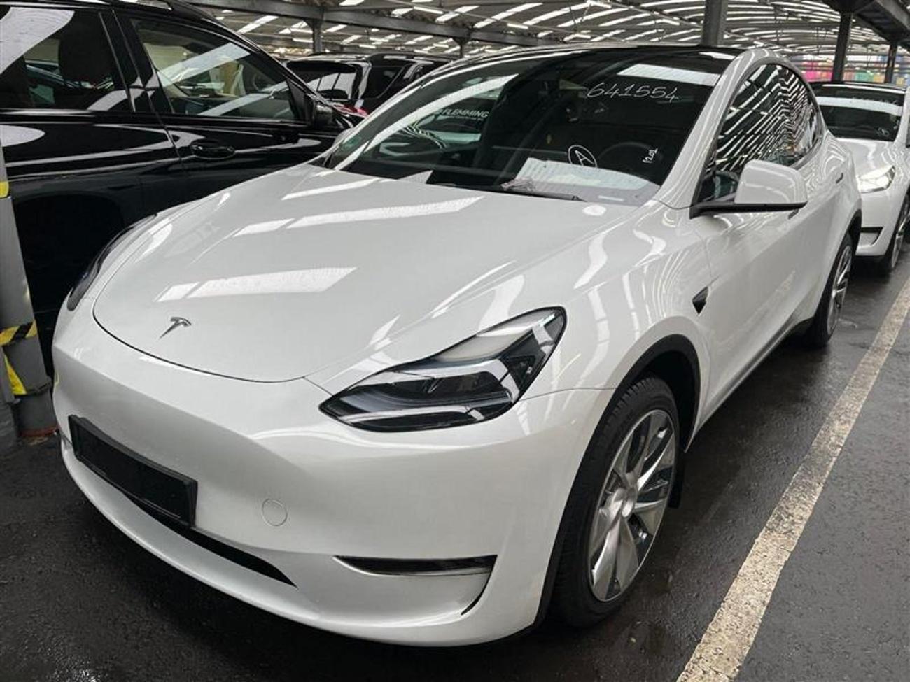 Tesla Model Y LONG RANGE DUAL MOTOR SOH 95%