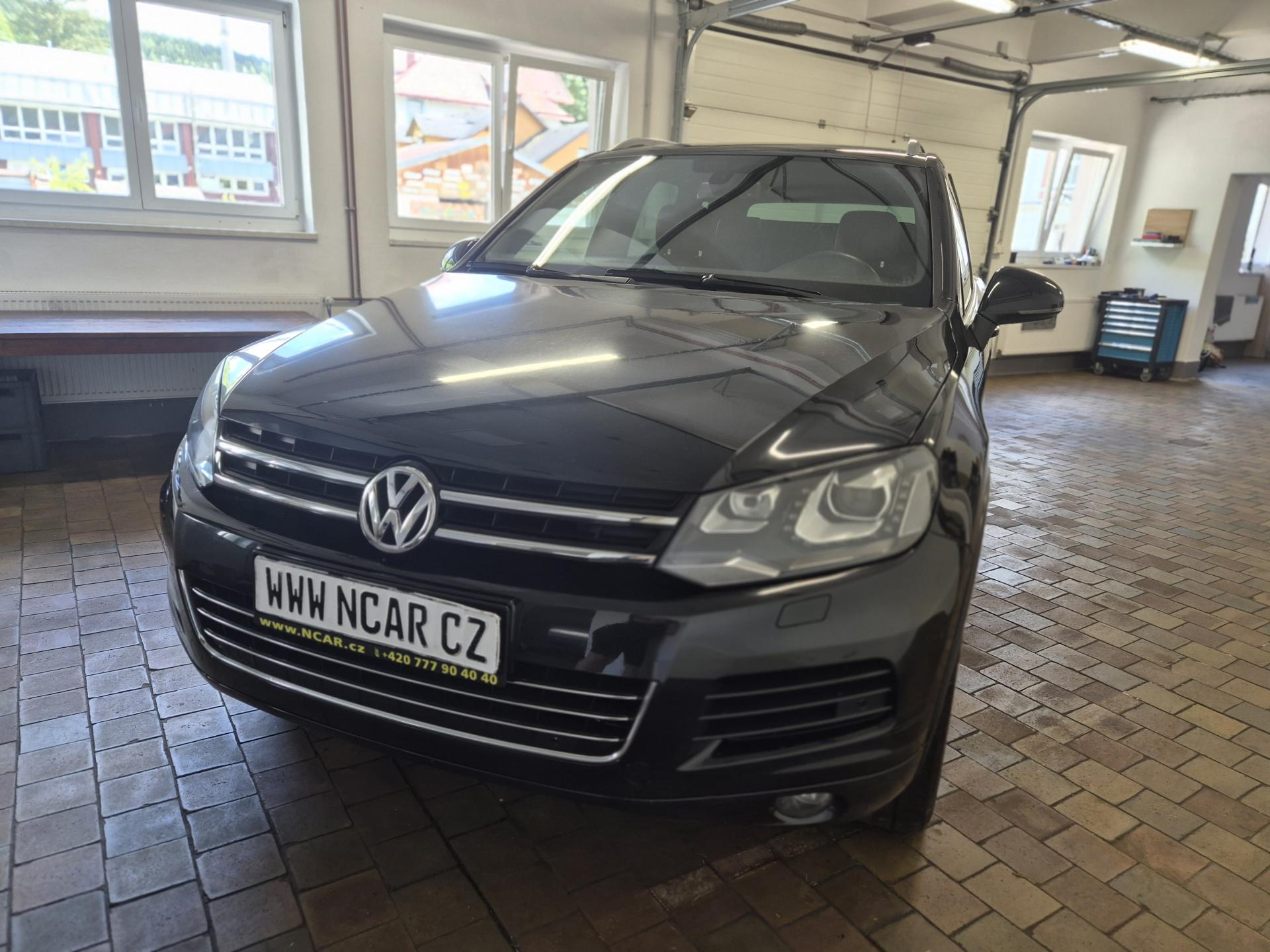 Volkswagen Touareg 3,0TDi 180kw 4x4 DSG 20ALU