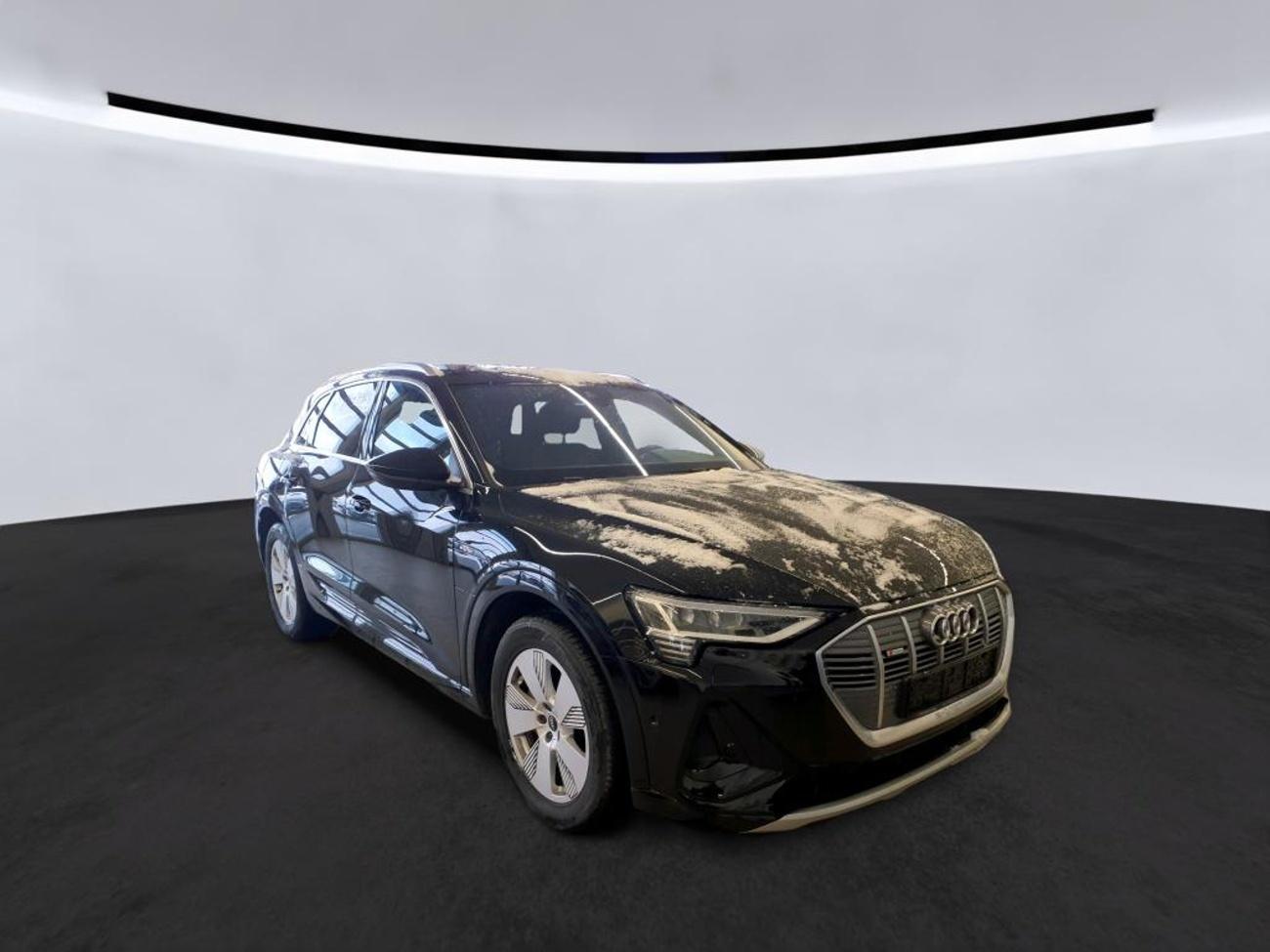 Audi e-tron 55 QUATTRO 300kw S LINE SOH97%
