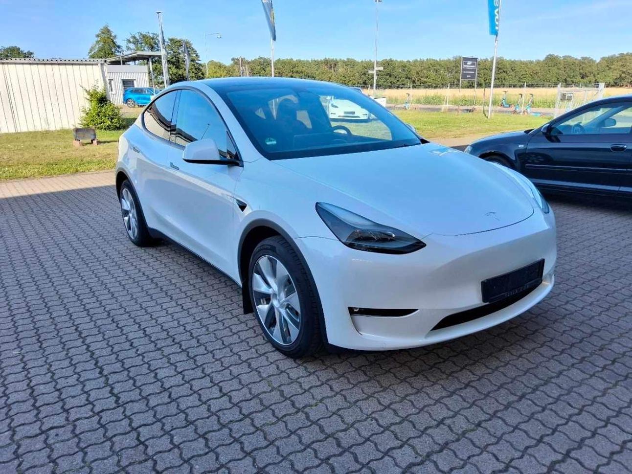 Tesla Model Y LONG RANGE DUAL MOTOR TZ 93,8%