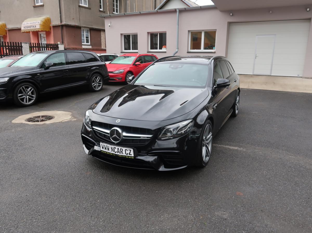 Mercedes-Benz Třídy E 63S AMG 4MATIC+,450kw,20ALU
