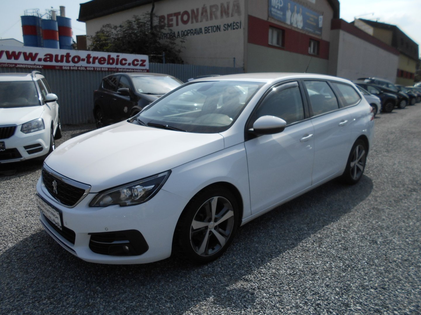 Peugeot 308 1.2 PureTech SW AUTOMAT
