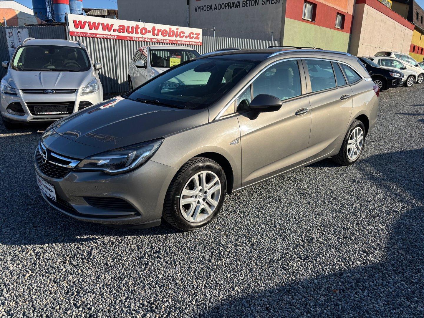 Opel Astra 1,4I SPORTS TOURER+
