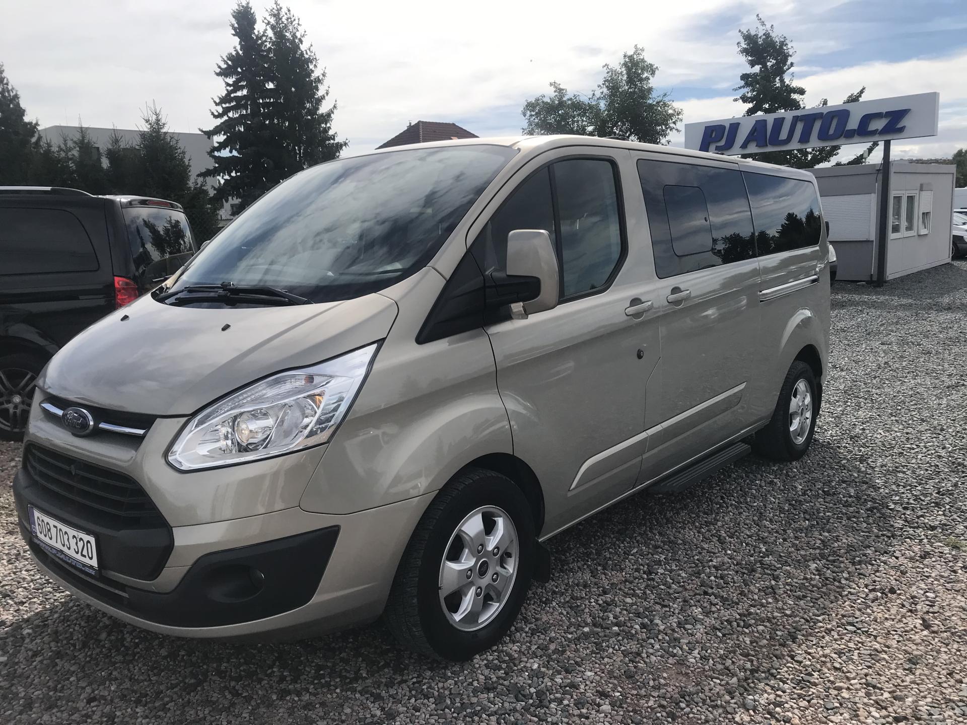 Ford Tourneo Custom 2.0 TCDI 125 KW,L2,8-MÍST,DPH