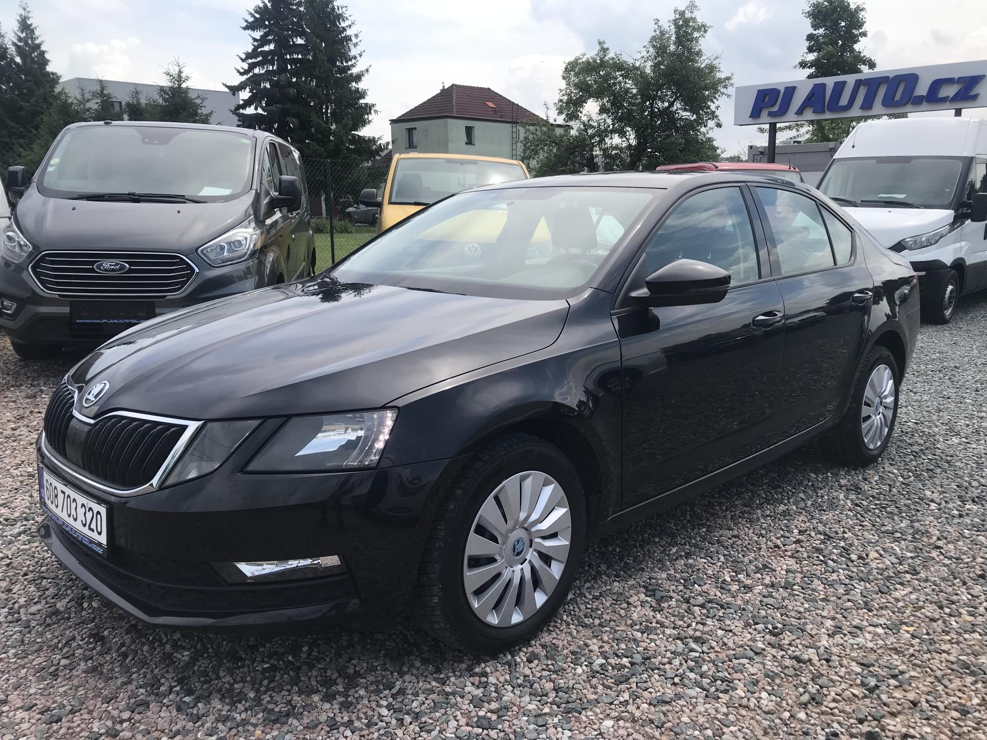 Škoda Octavia 1.6 TDI 85 KW,TEMPOMAT,ČR..