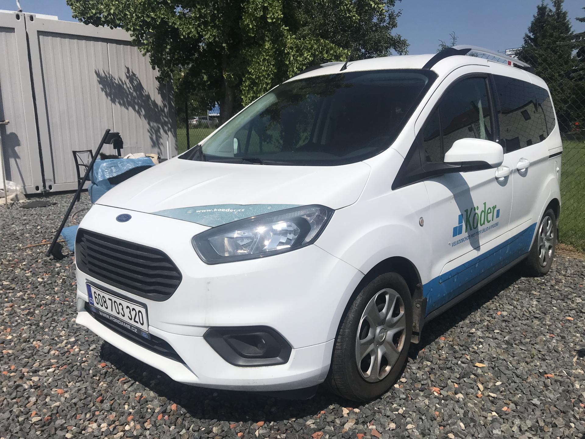 Ford Tourneo Courier 1.0 EcoBoost 74 KW VADA MOTORU