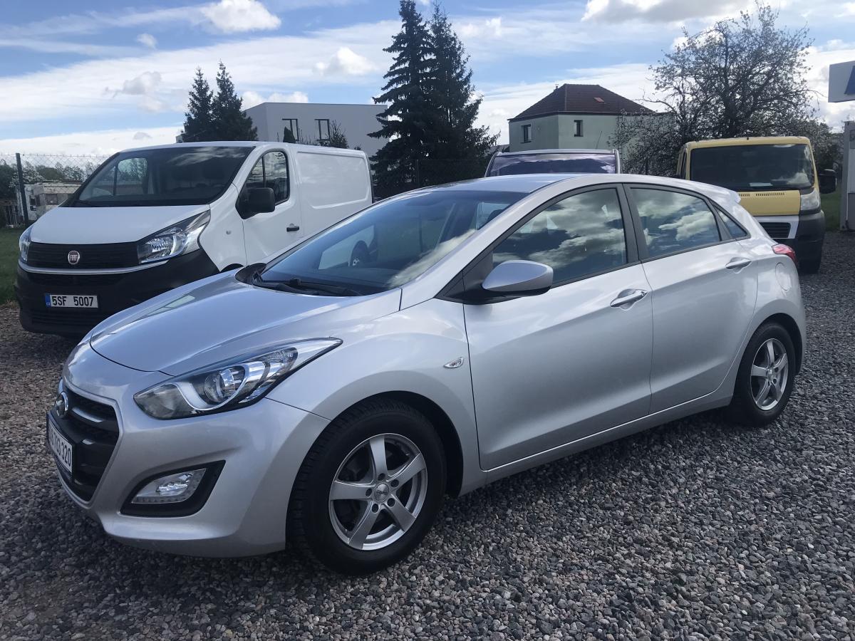 Hyundai I30 1.6i 88 KW 1.MAJ.ČR,DPH,TOP...