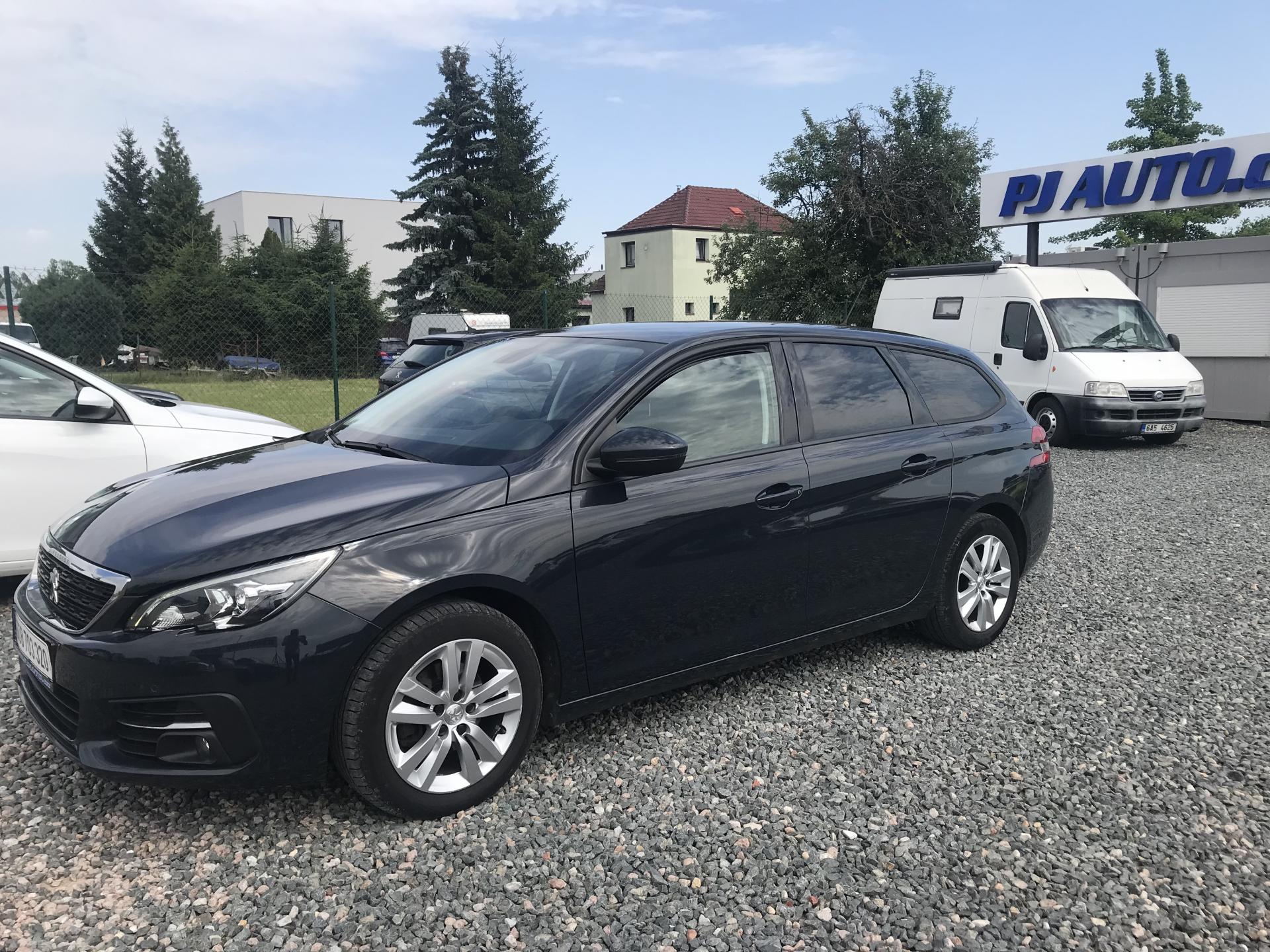 Peugeot 308 SW 1.5 HDI 96 KW,1.MAJ.ČR,DPH