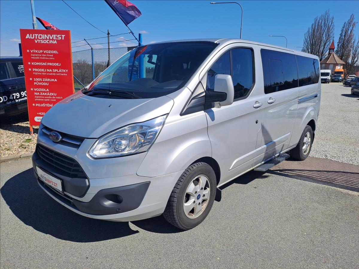Ford Tourneo Custom 2,0 TDCI 9 MÍST