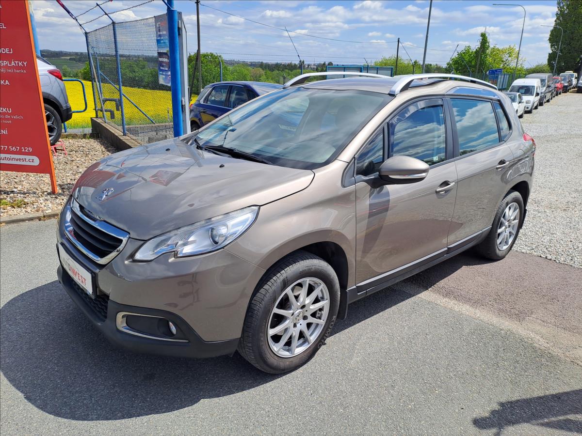 Peugeot 2008 1,2 THP SERVISKA,KOUPENO CZ