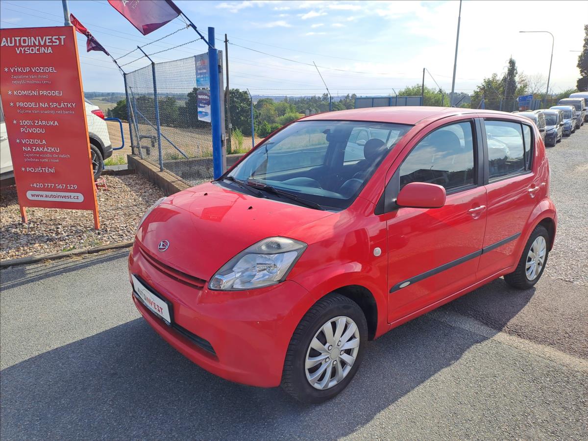 Daihatsu Sirion 1,0 i