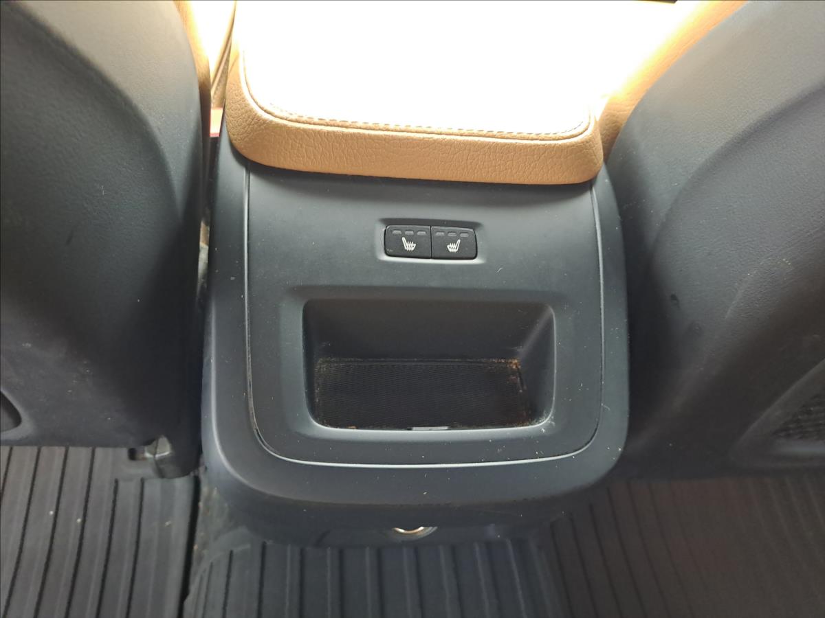 Volvo V90 2,0 T5 INSCRIPTION - foto 11