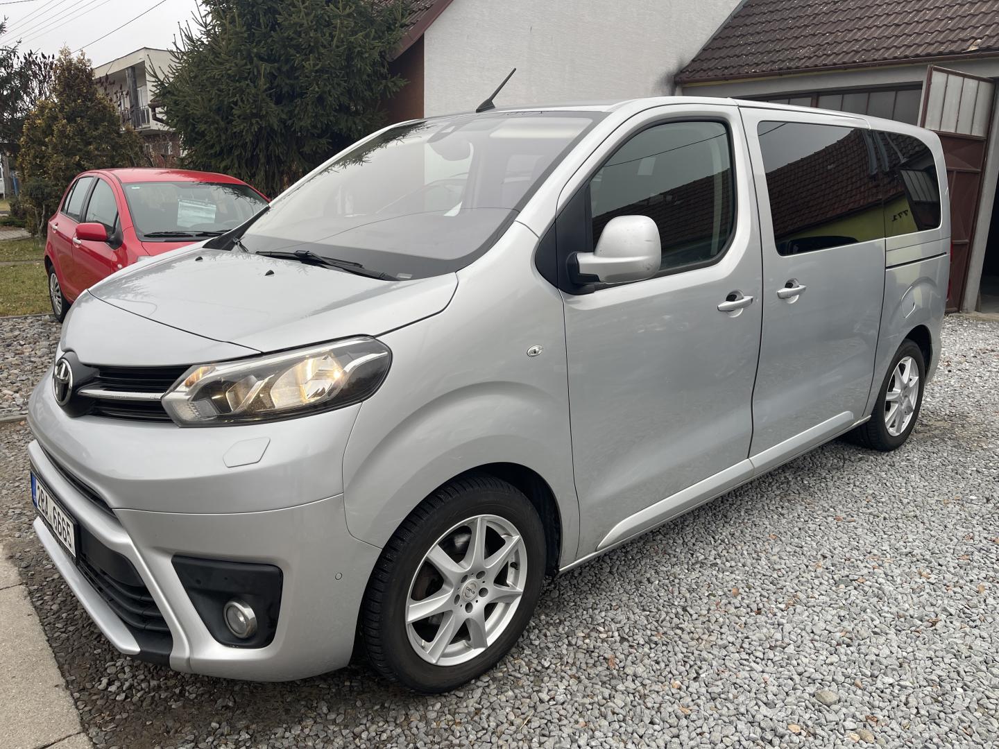Toyota ProAce 2.0 D 8 MIST PRAVIDELNY SERVIS