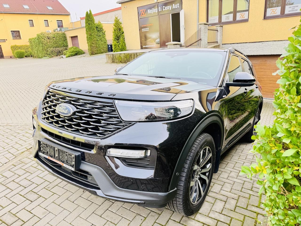 Ford Explorer 3.0 V6 335kW Hybrid ST-LINE ČR