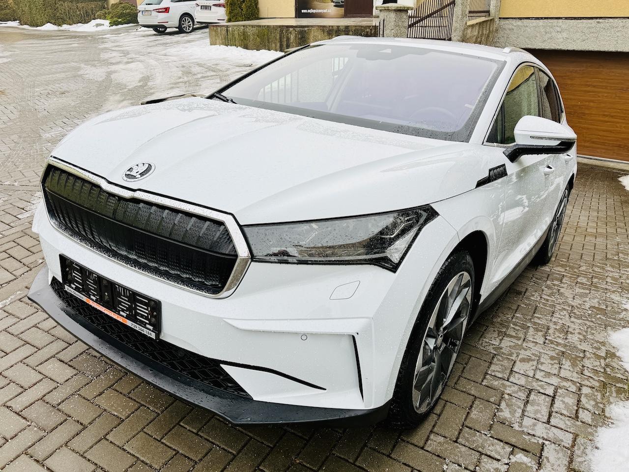 Škoda Enyaq iV 195kW 80X LOFT 4x4 TAŽNÉ ČR 22