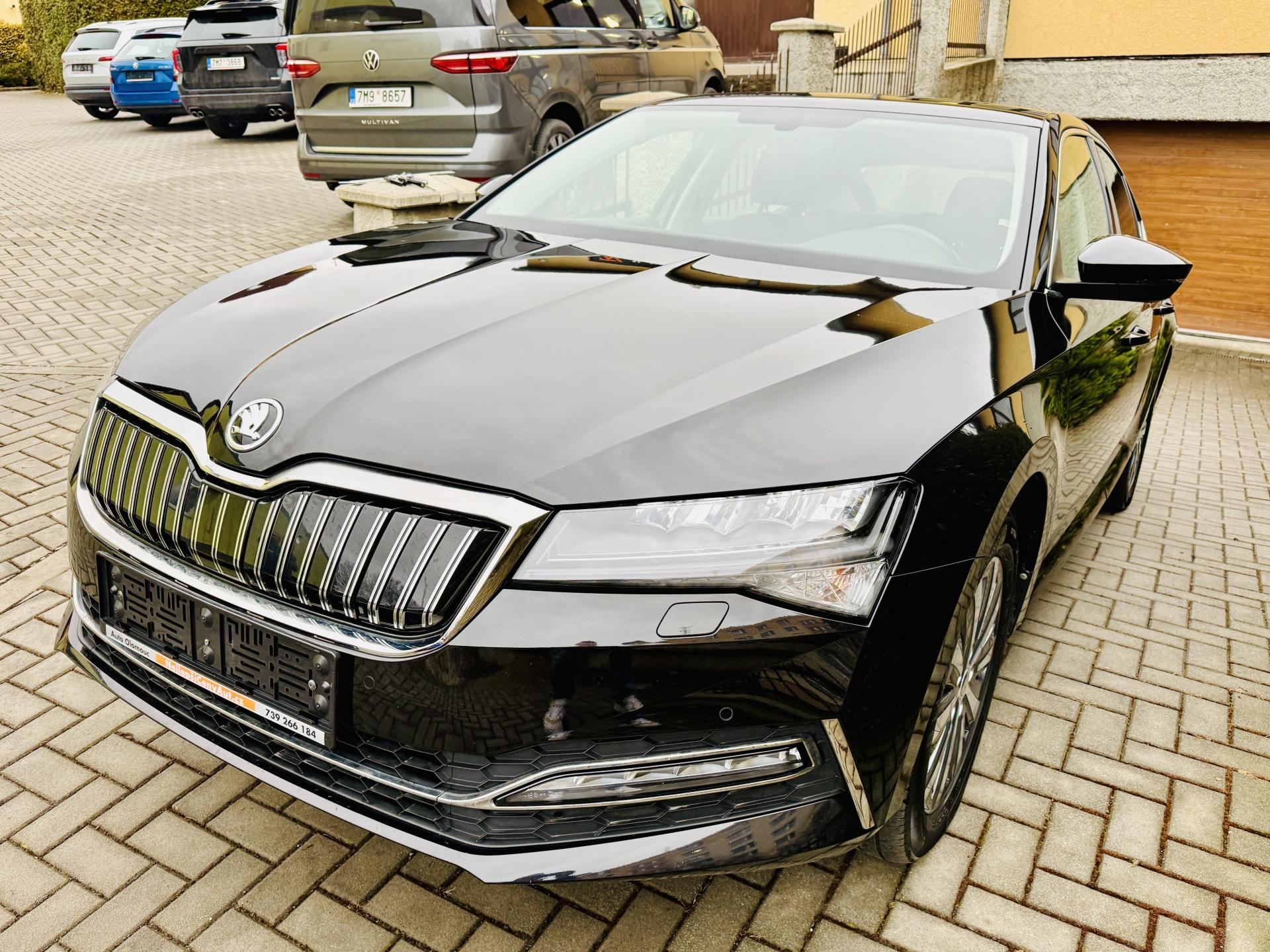 Škoda Superb 1,4TSi iV 160kW STYLE ACC DCC