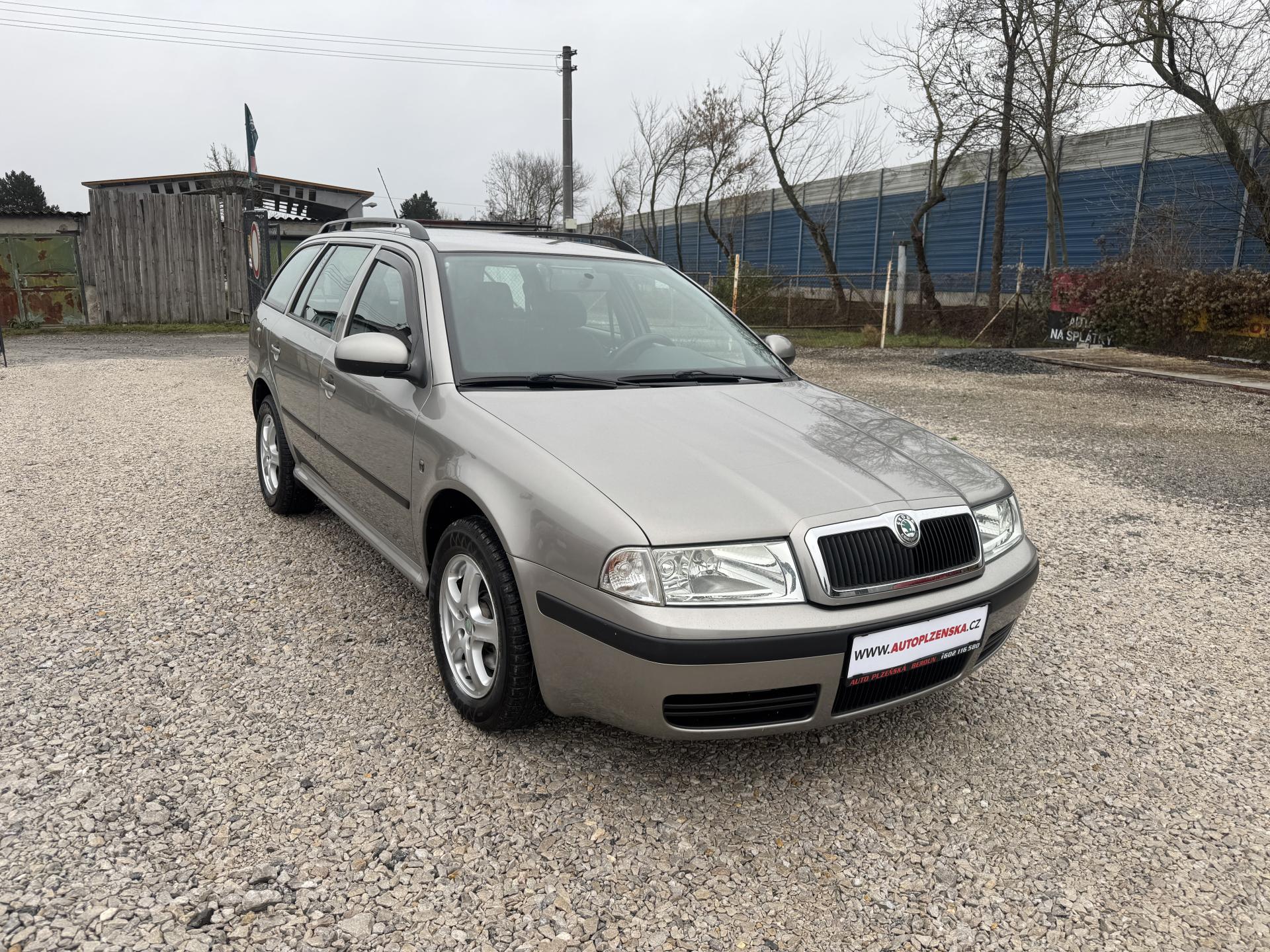 Škoda Octavia 1.9TDi(74KW),TOUR,1MAJITEL - foto 2