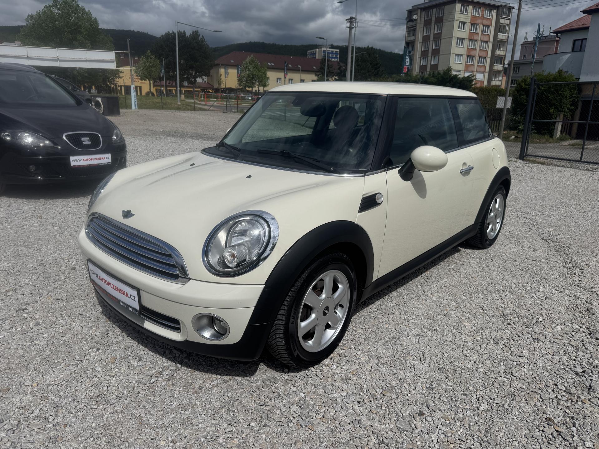 Mini Cooper 1.4,R56,SERVISKA,NEHAVAR.PĚKNÉ