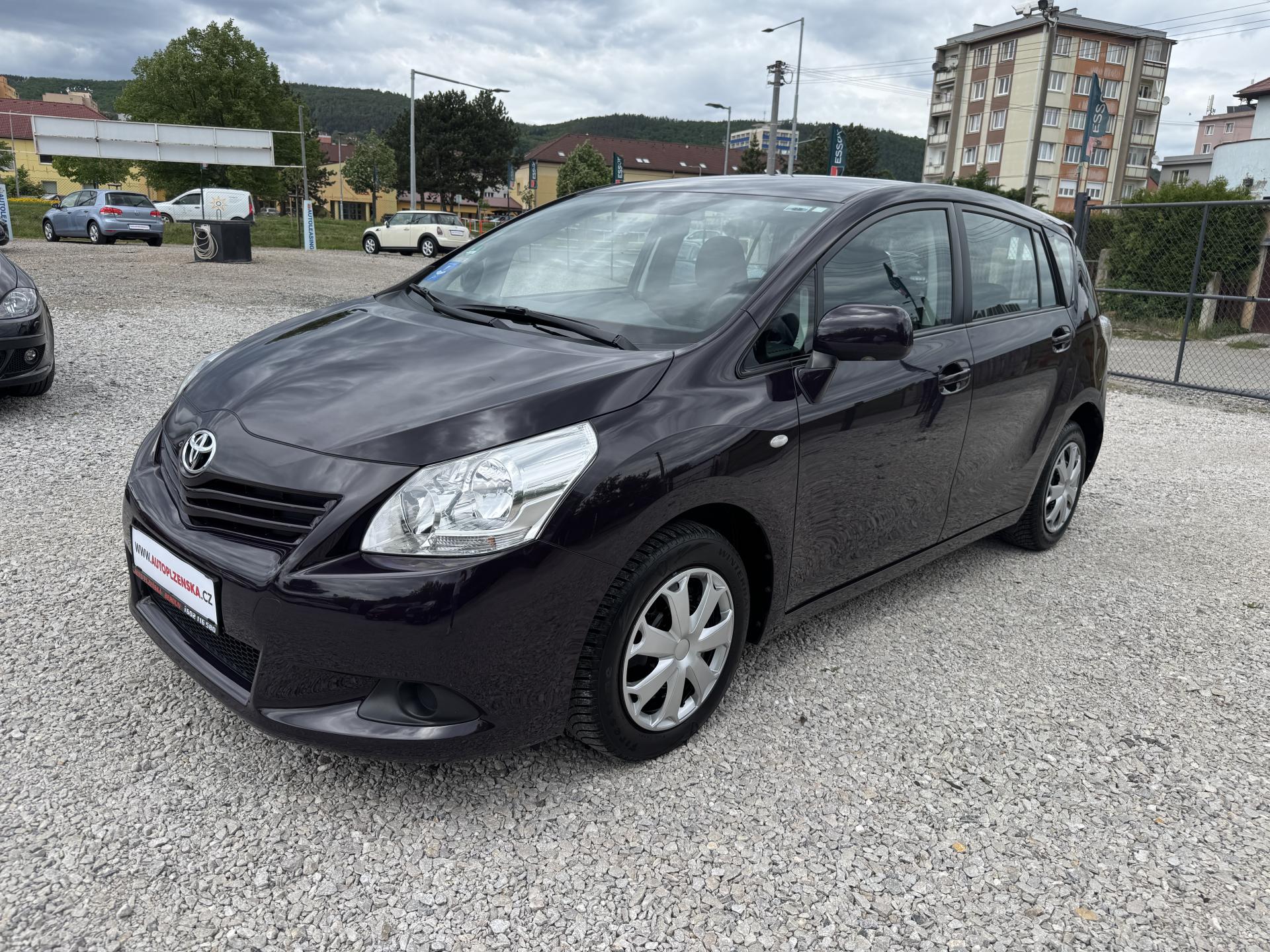 Toyota Verso 1.6VVTi,97KW,2SADY KOL