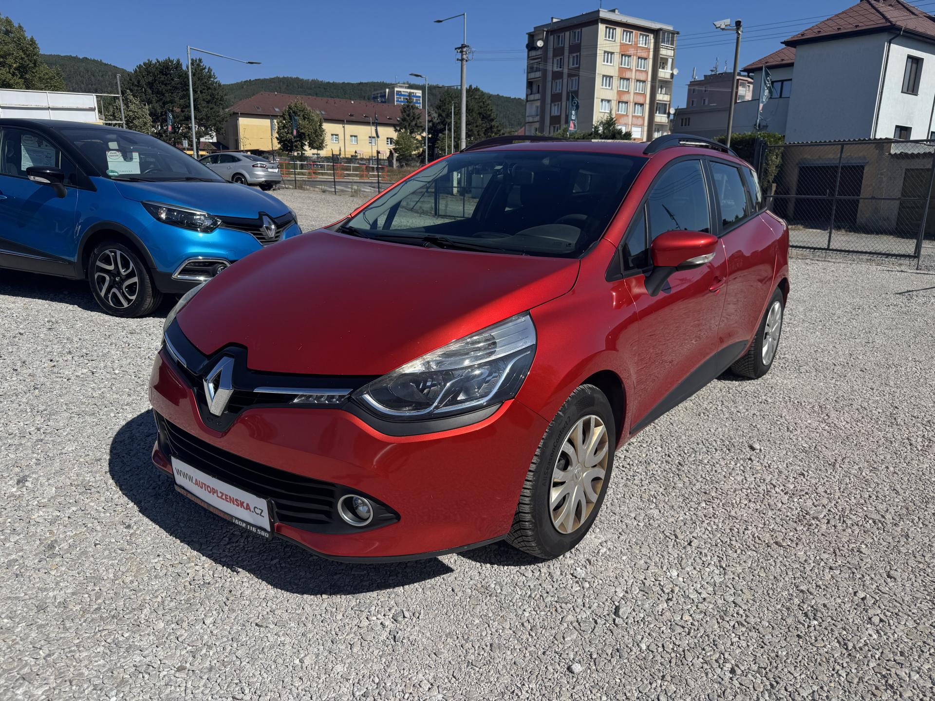 Renault Clio 0.9TCE,SERVISKA,1MAJITEL ČR