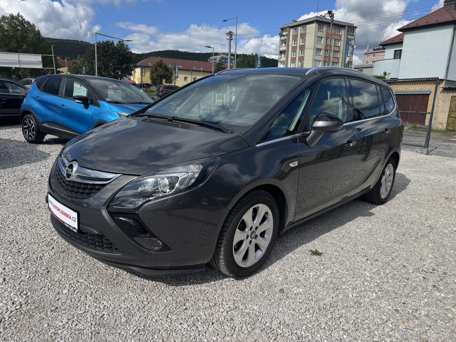 Opel Zafira TOURER 1.4T,7MÍST,2SADY KOL