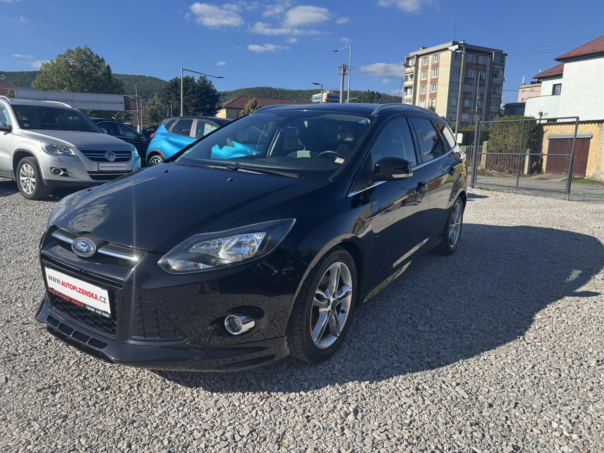 Ford Focus ST-LINE 1.6-16V(150PS)