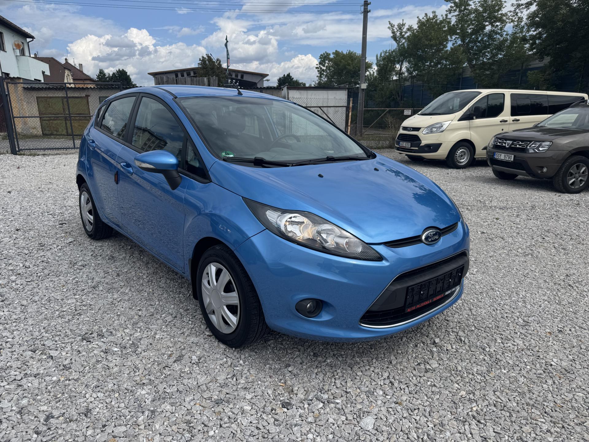 Ford Fiesta 1.3, rezervace