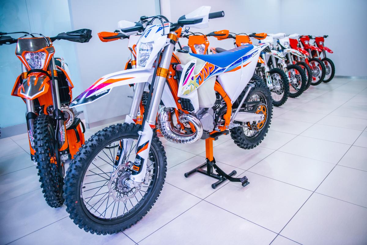 KTM 300 EXC SIX DAYS Nová 0MTH