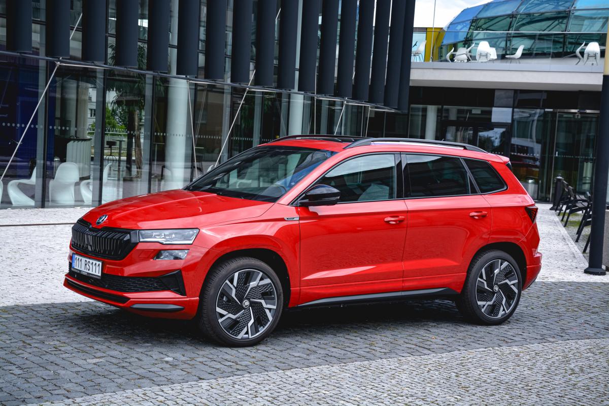 Škoda Karoq Sportline Exclusive 2,0 TSI 14