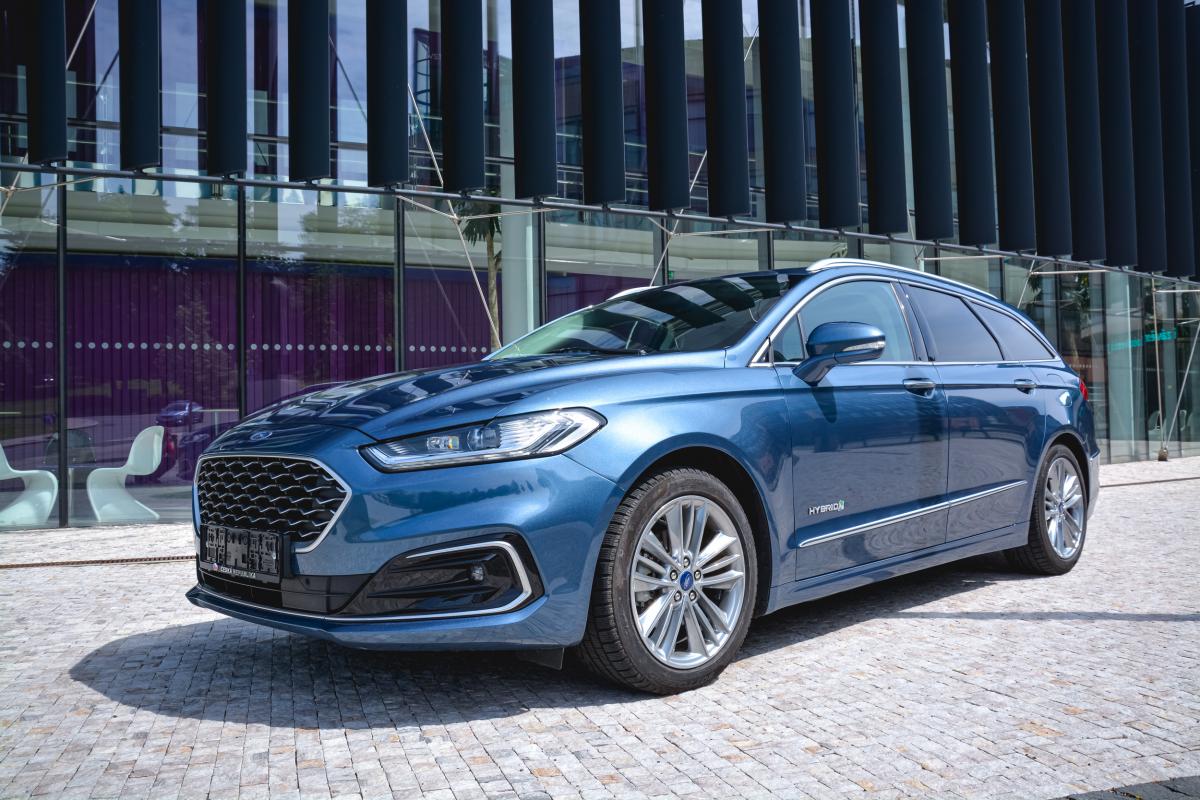 Ford Mondeo 2.0 187ps Hybrid ecvT VIGNALE