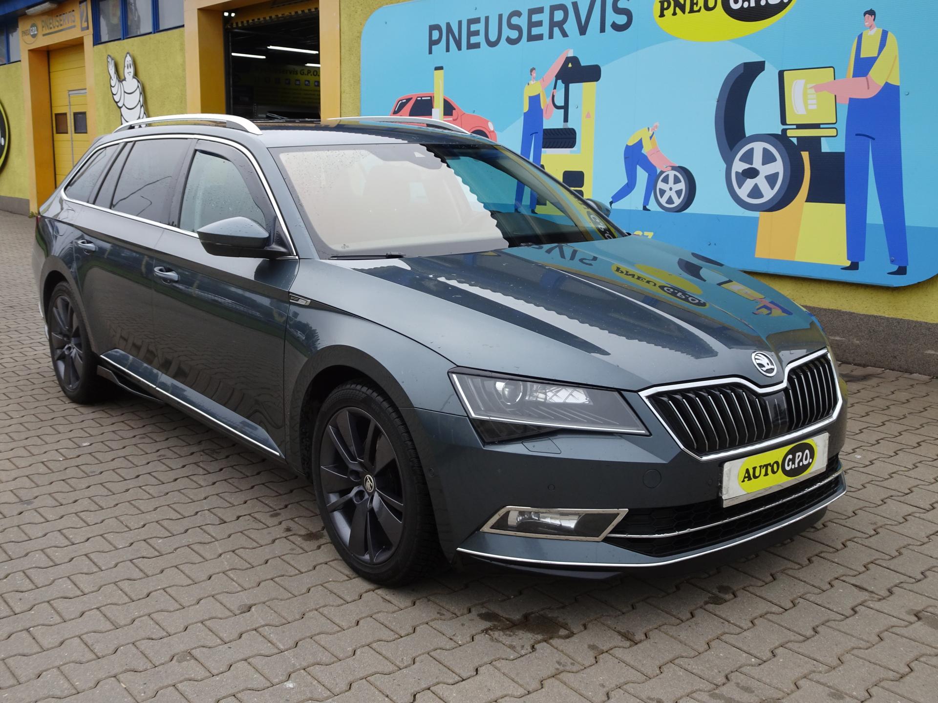 Škoda Superb 2.0 TDi Sport Line Combi