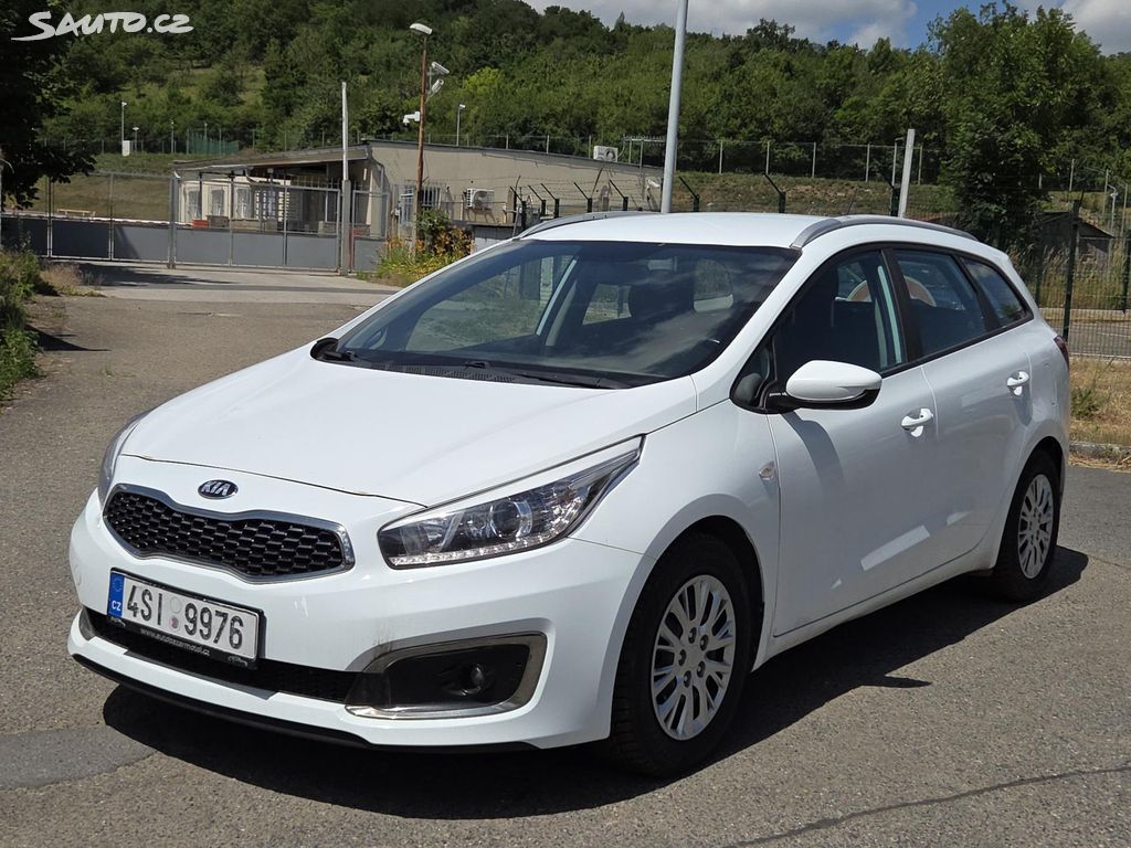 Kia Ceed i NA SPLÁTKY BEZ REGISTRU VŠEM