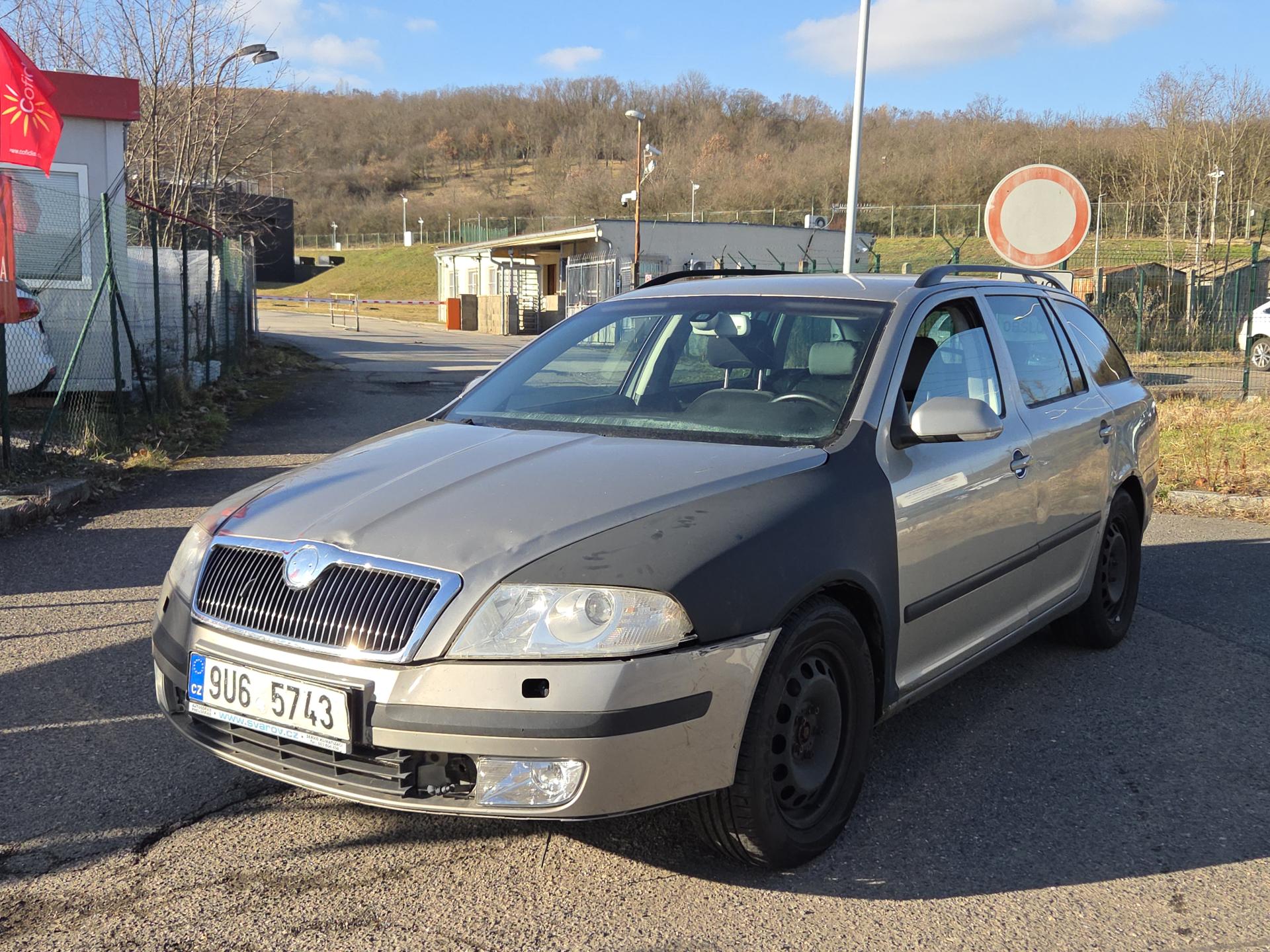 Škoda Octavia 2,0TDi AT na díly, nebo opravu