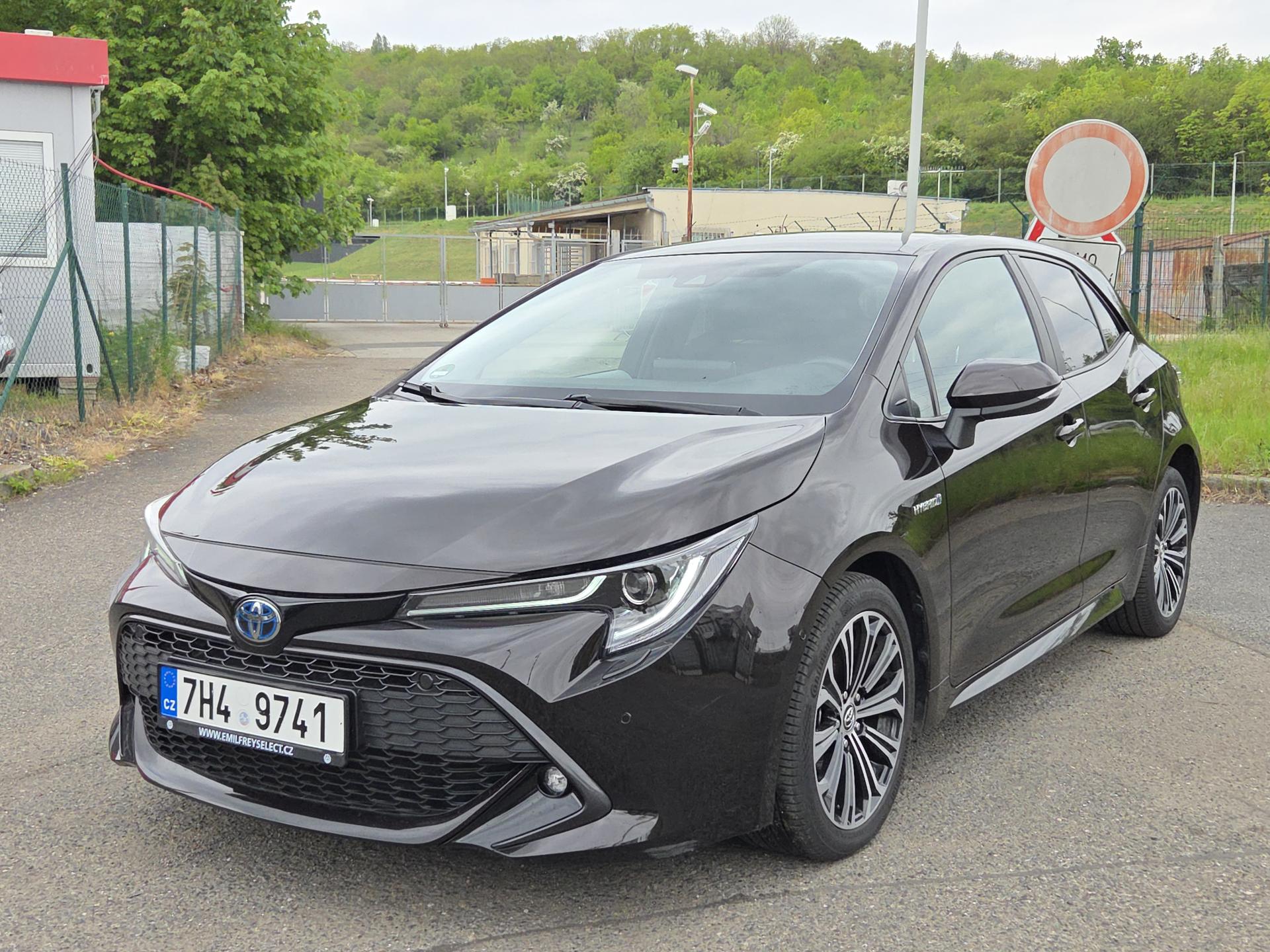 Toyota Corolla 1,8i HYBRID AUTOMAT